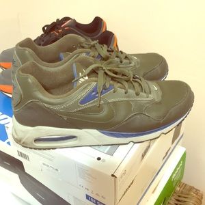 Nike Air Max 90 Green SIZE 12